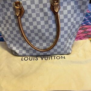 Louis Vuitton Gray and Tan Tote Bag with Iconic Design